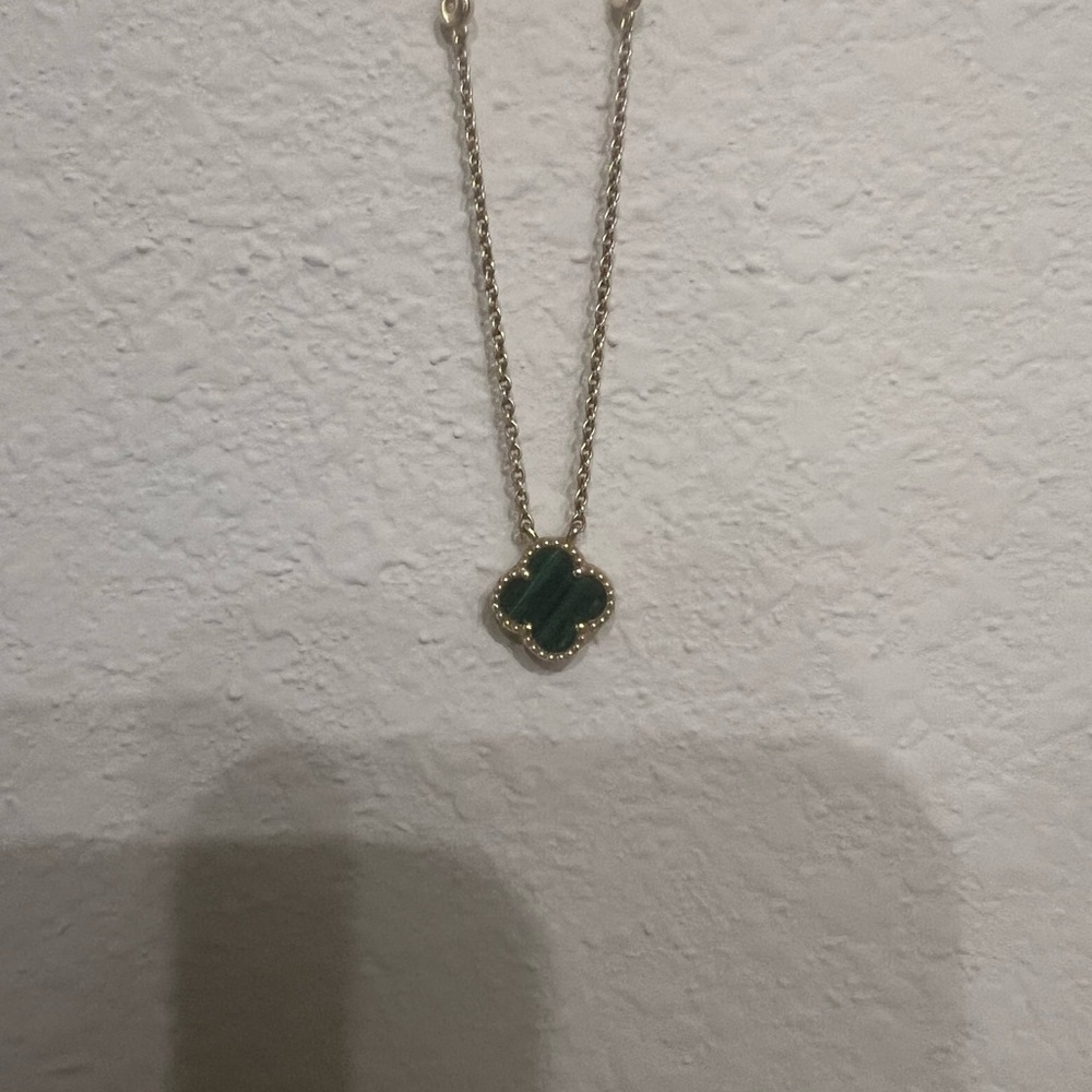 14 karat yellow gold diamond and malachite necklace